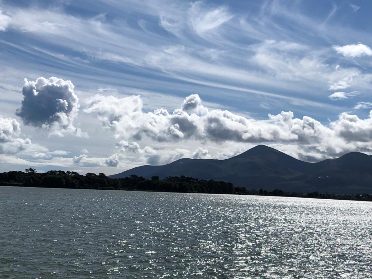 Immaculate 3-Bed Apartment In Dundrum Co Down Extérieur photo