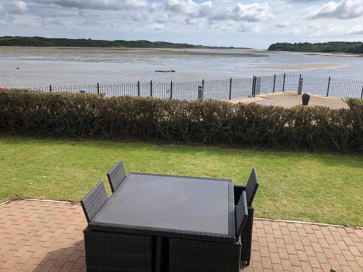 Immaculate 3-Bed Apartment In Dundrum Co Down Extérieur photo