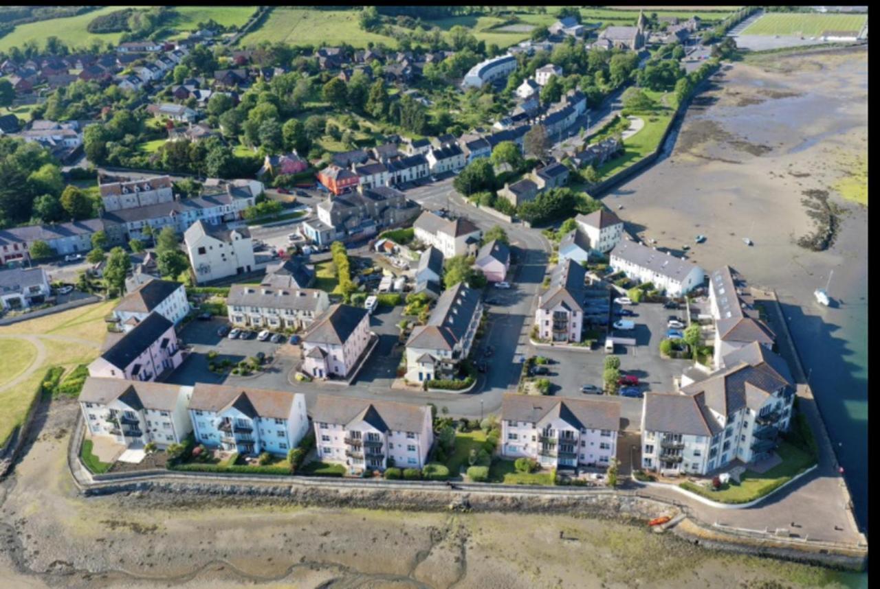 Immaculate 3-Bed Apartment In Dundrum Co Down Extérieur photo